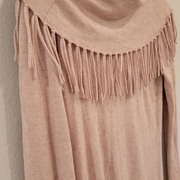 Chelsea & Theodore Wool Blend Beige Sweater Fringe Cowl Neck Size Small - Picture 12 of 15
